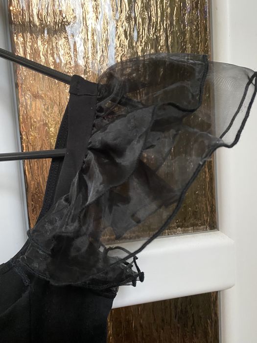 Top cropped Bershka mărime S