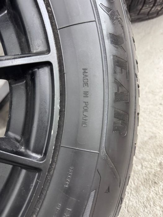 215/65/15 комплект в зборе с дисками