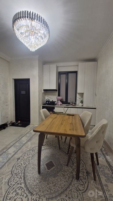 3 комн Townhouse. метро  Буюк Ипак Йули