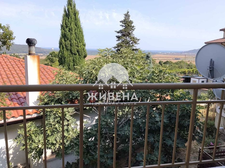 Продава къща в с.Рогачево, обл. Добрич