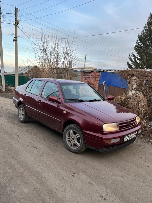 Продам или обменя венту 1992  ( 1.8 моно )