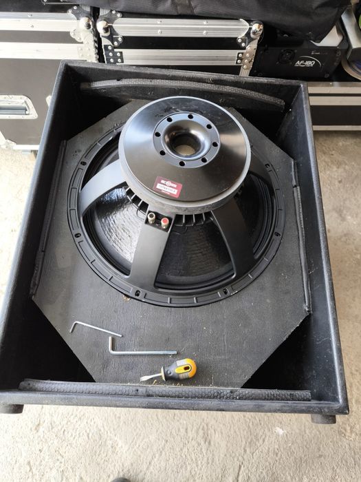 Sistem Boxe + Basi Martin Audio F15  S18. Nu! RCF Dynacord