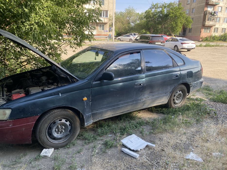 Продам Toyota Carina E