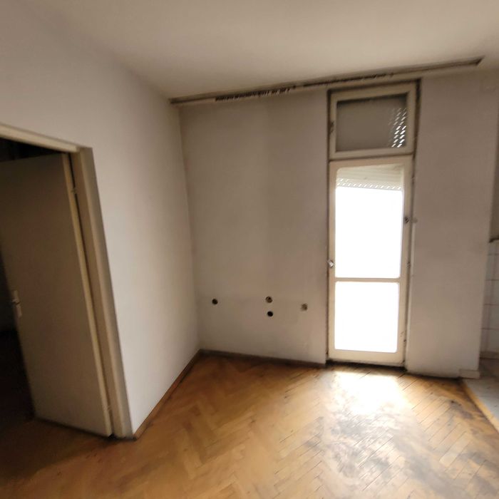 Продава се Тристаен апартамент в Лом - 78 кв.м за 523 €/кв.м - Снимка #13