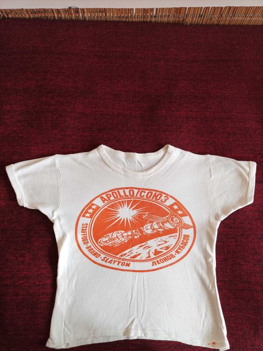 Антикварна тениска