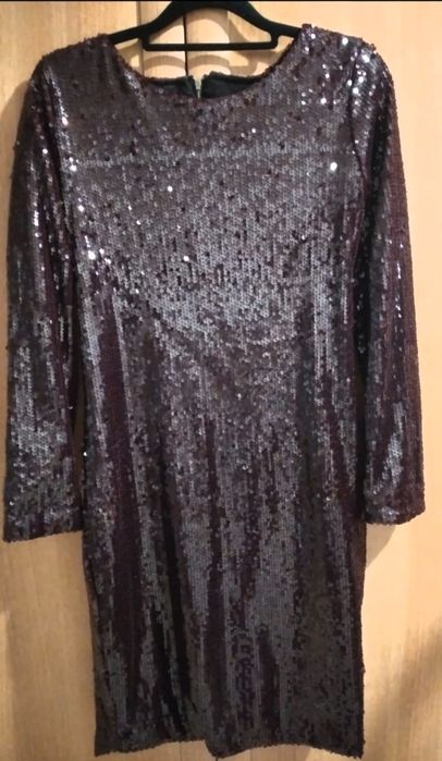 Продам Платья Нарядные!