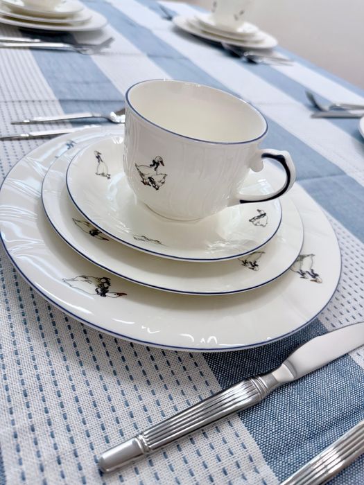 продам посуда набор 32 предмет