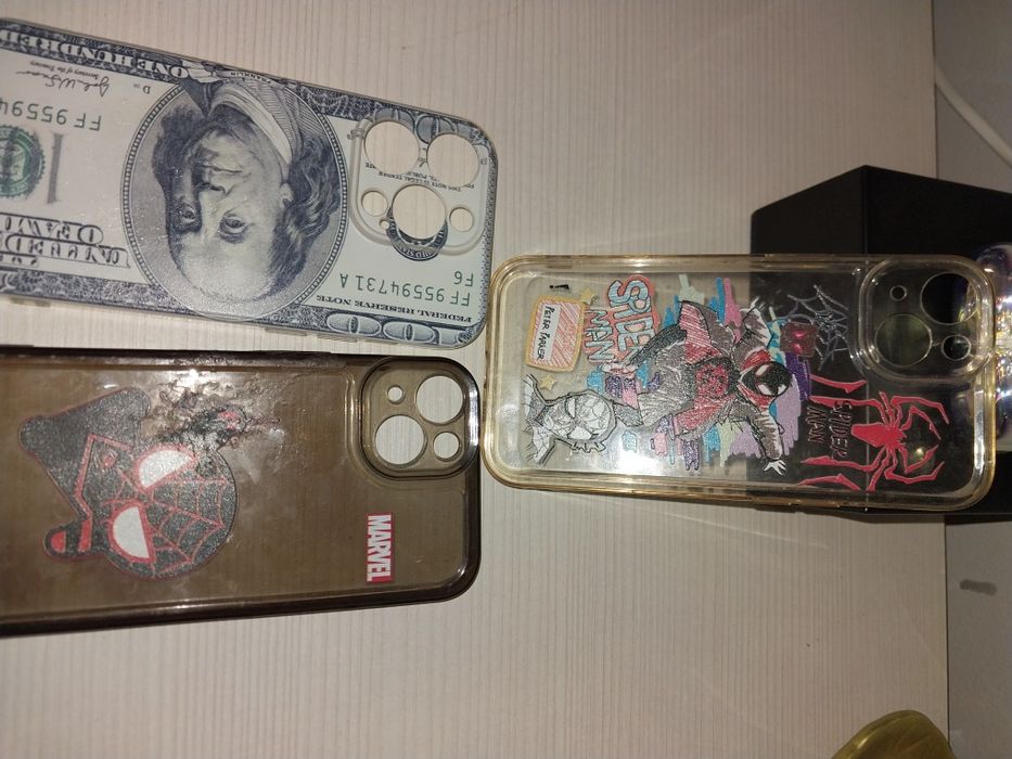 Чехлы для Apple.