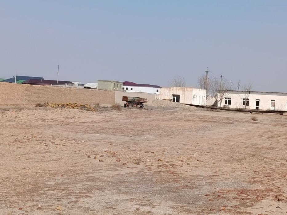 Нотурар эски гишт завод Термиз т. Учкизил