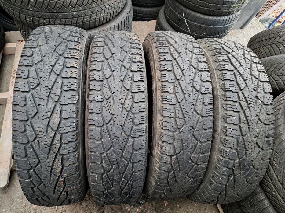 4 anvelope 235/85 R16 Nokian profil 8.5 mm