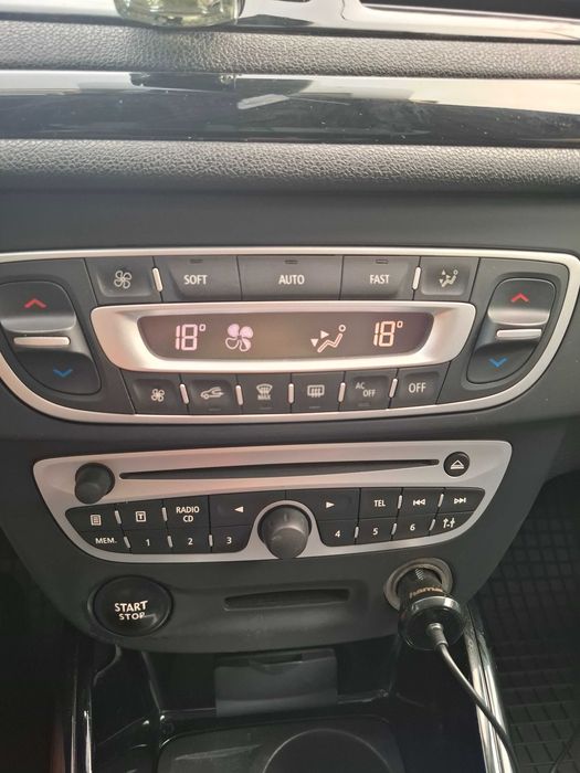 RENAULT Megane 2011 — imagine 4