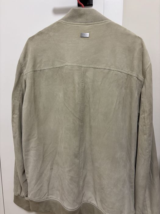 Vand geaca marciano by guess piele intoarsa bej noua