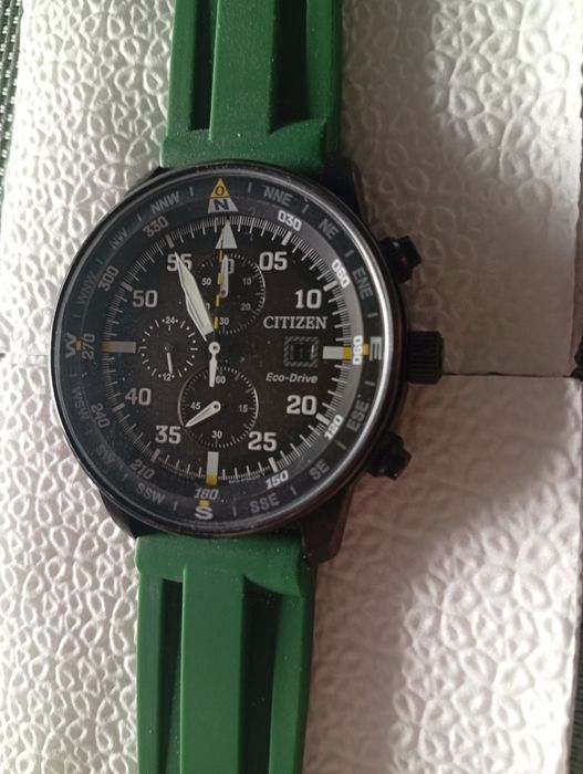 2 броя часовници. Мъжки