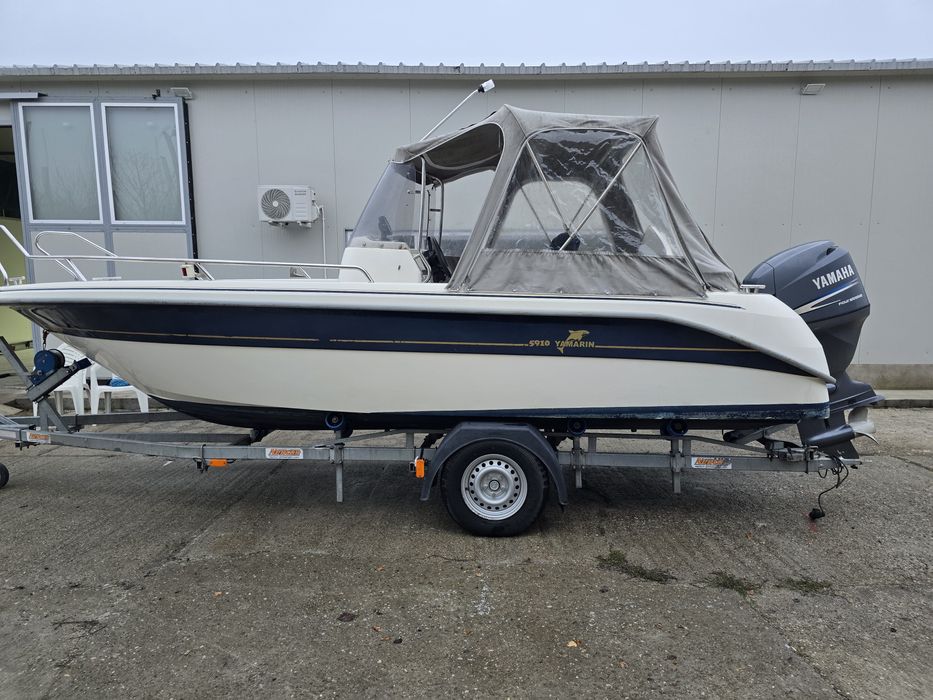 Barca Yammarin 5910