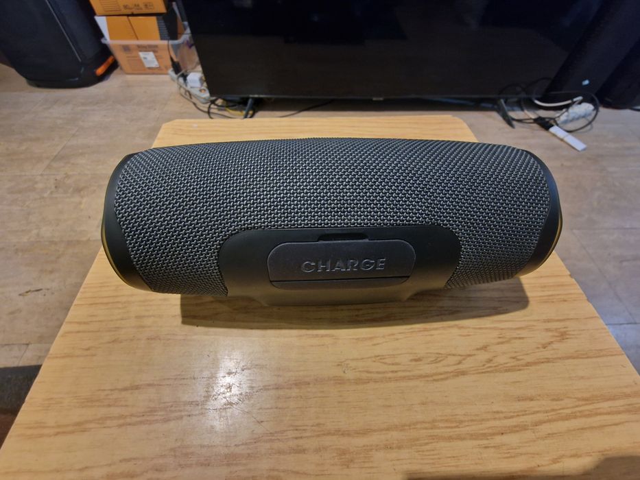 JBL Charge Essential 2