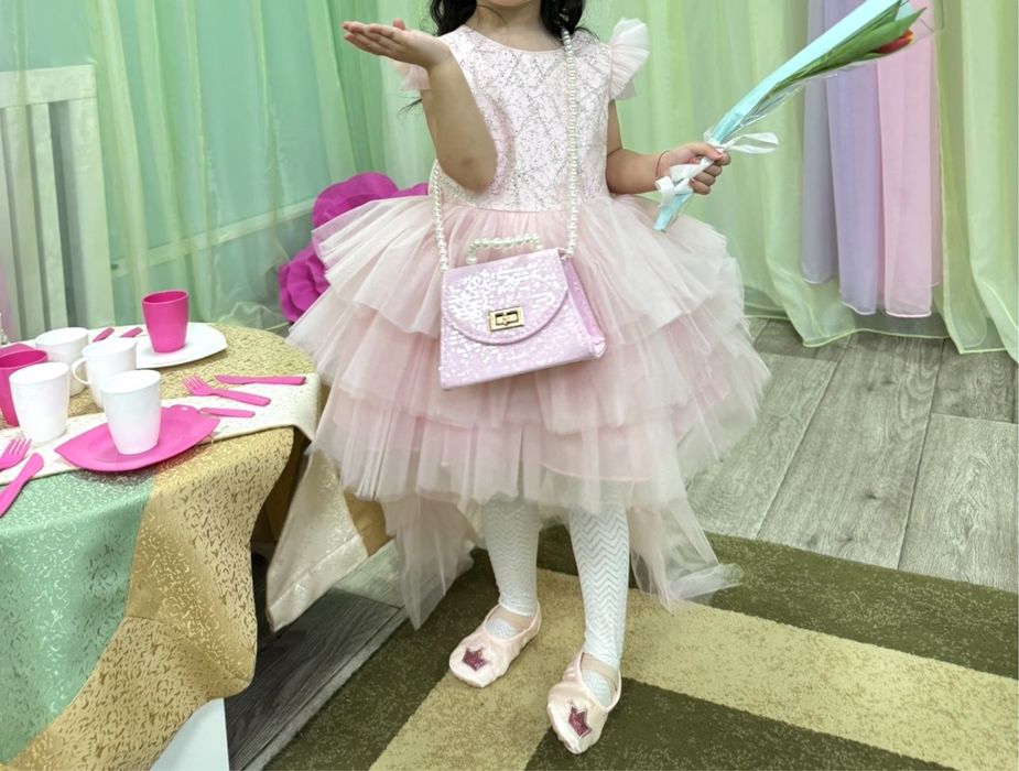 детский платье розовый