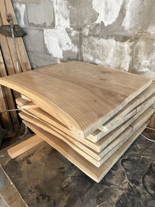 Плотник , бригада мастеров по дереву ,