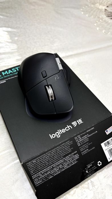 Logitech mx master 4