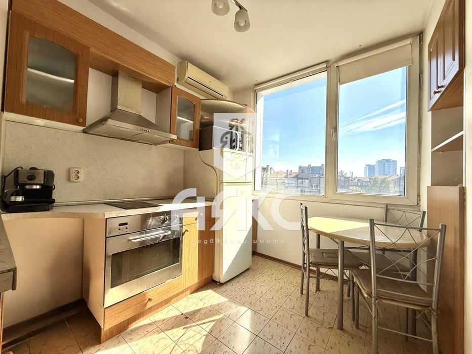 Дава се под наем Двустаен апартамент в София, Медицинска академия - 50 кв.м за 500 € - Снимка #2