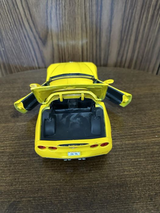 Метални Коли Chevrolet 1:18