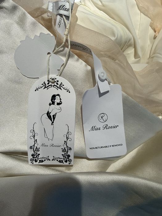 Рокля Miss Rosier