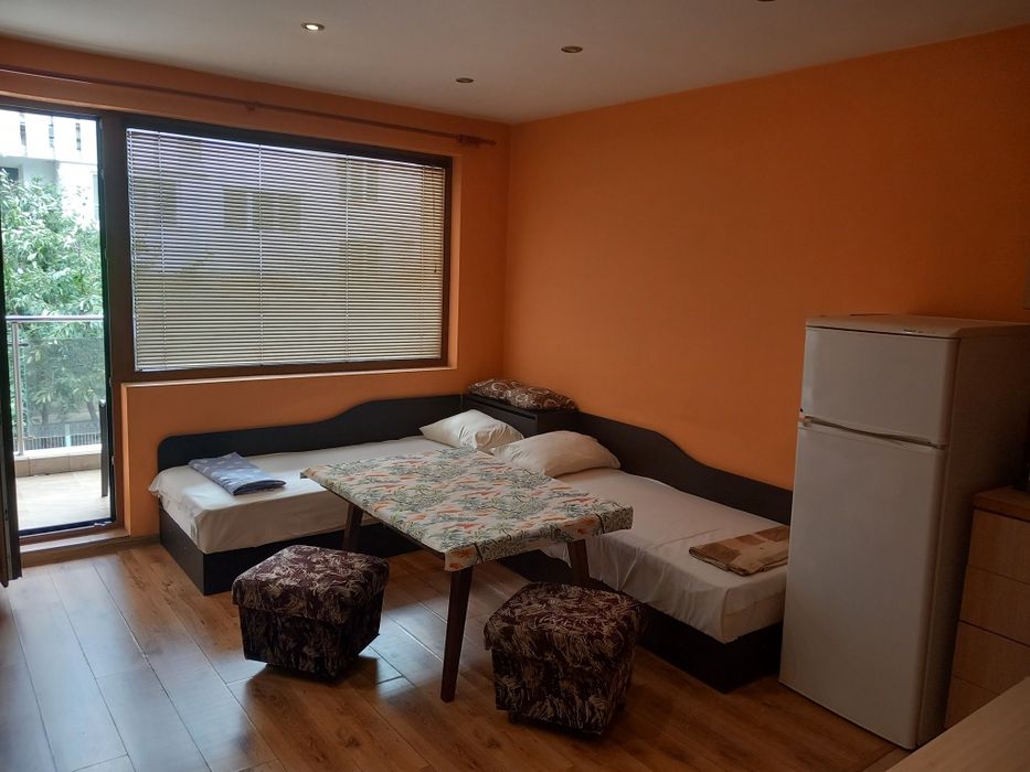 Двустаен апартамент до входа на морската градина подходящ за 4 човека(минимум 2 нощувки)