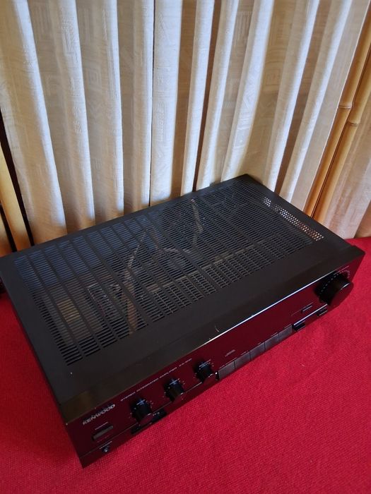 Amplificator Kenwood