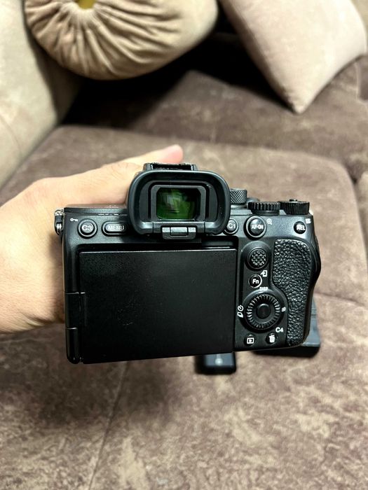 Sony s 3 sotiladi. Srochnaa