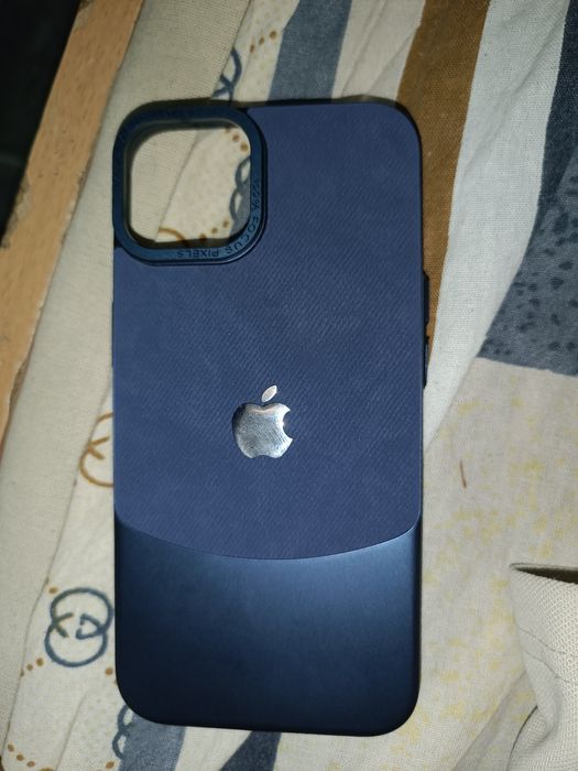 Чехол на iphone 13