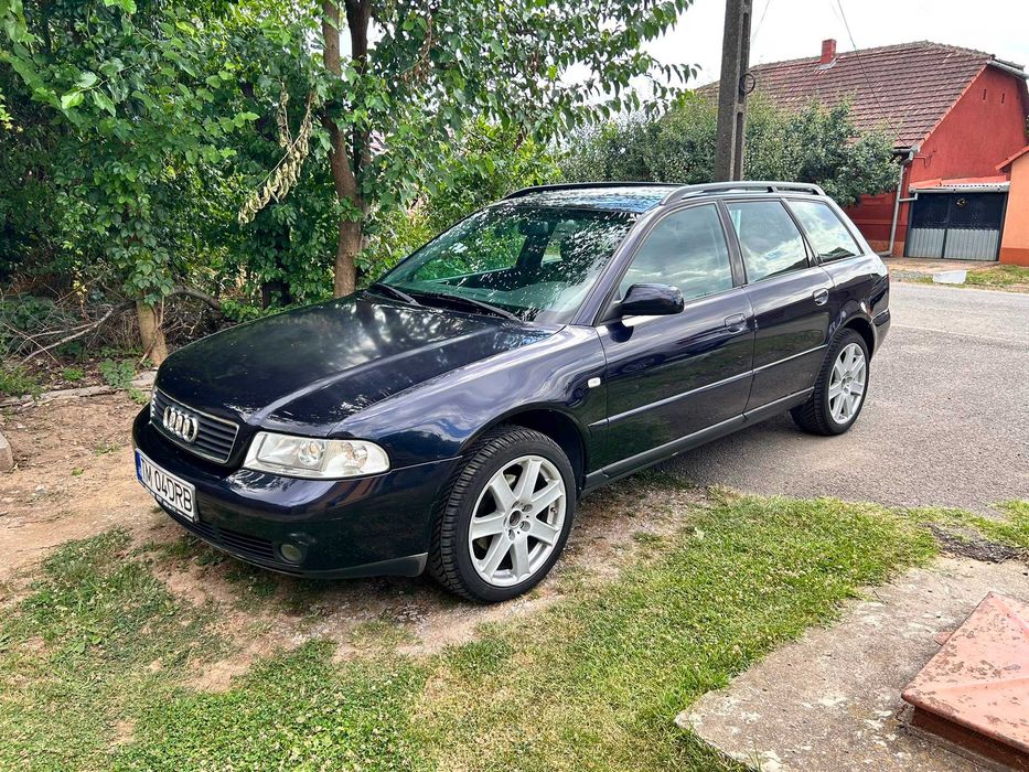 Se vinde Audi A4 B5 Facelift ,2001/ motorizare 1.9 TDI 115 CP