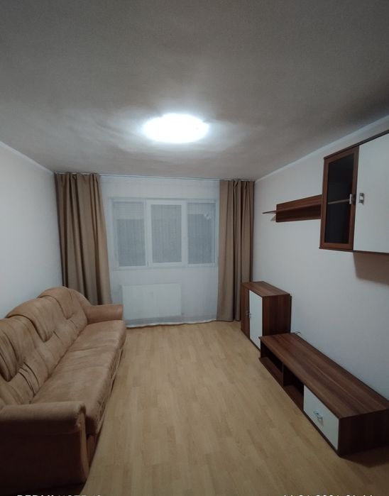 Închiriez Ap.2 cam. Etaj 2.  Nufărul