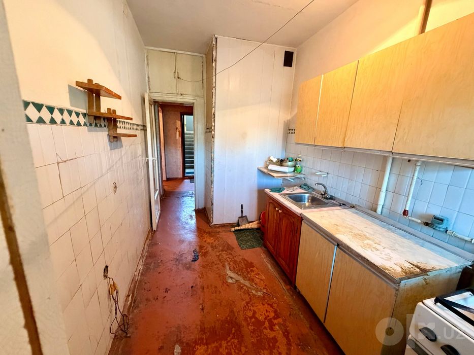 Срочна продаётся 3 комнат Arzon narxda