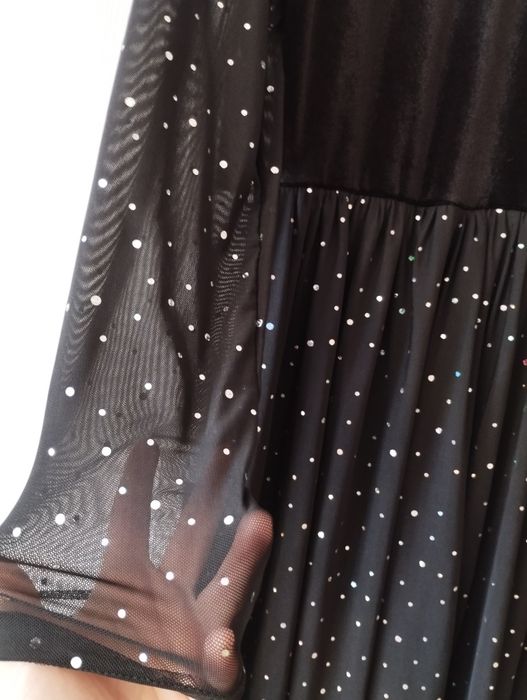 Официална рокля размер М