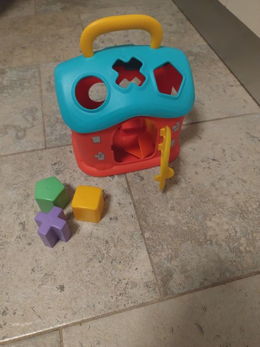 Jucării educative pentru copii