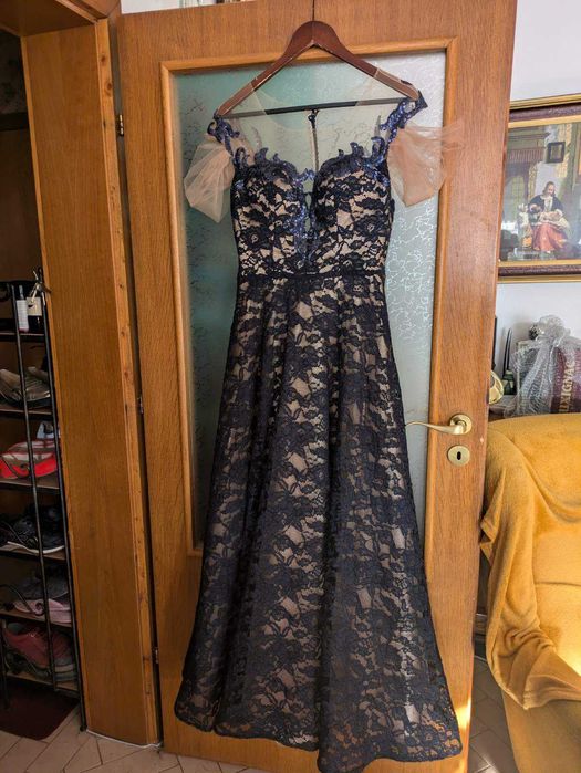 дизайнерска рокля, размер 38