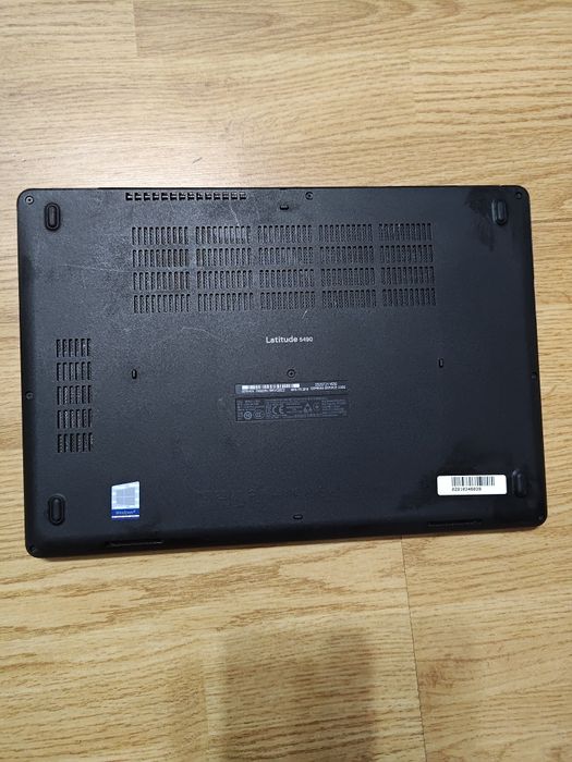 Лаптоп Dell latitude 5490