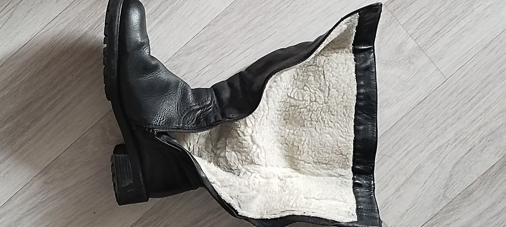 Зимние сапоги женские