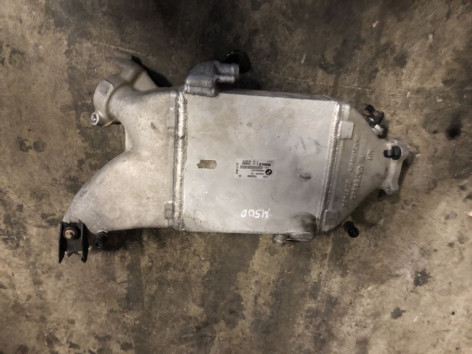 Воден интеркулер БМВ М50д, 381кс (intercooler bmw m50d)