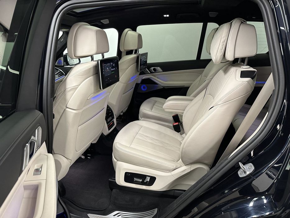 BMW X7 BMW X7 M50D predare leasing sau vanzare