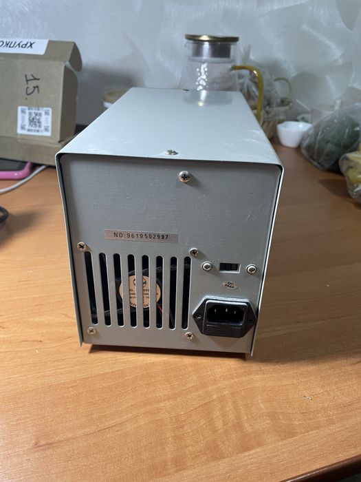 Лабораторный блок питания