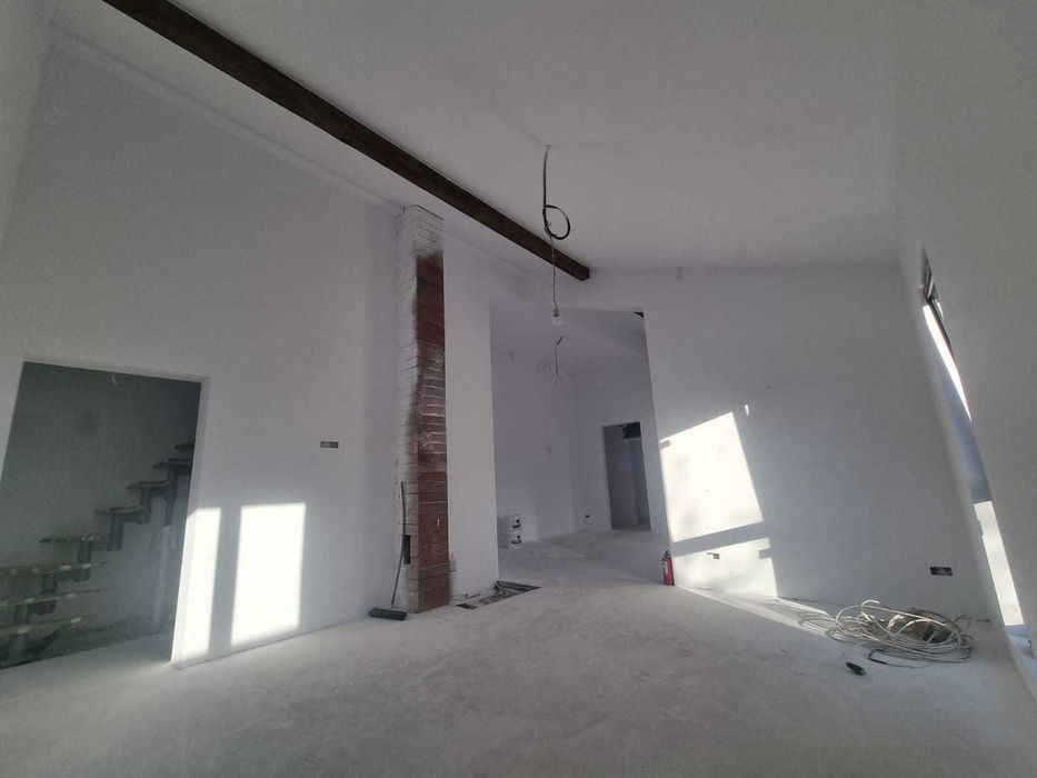 Vand duplex modern pe parter, in  Ghiroda, toate utilitatile, 141 mp utili, 420 mp teren, gradina 130 mp