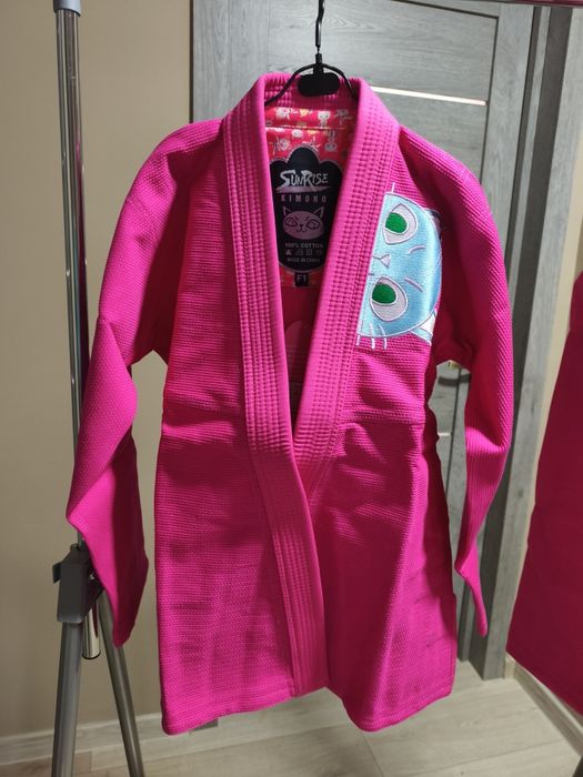 Gi brazilian Jujitsu,kimono brazilian jujitu si cu rucsac pentru fete