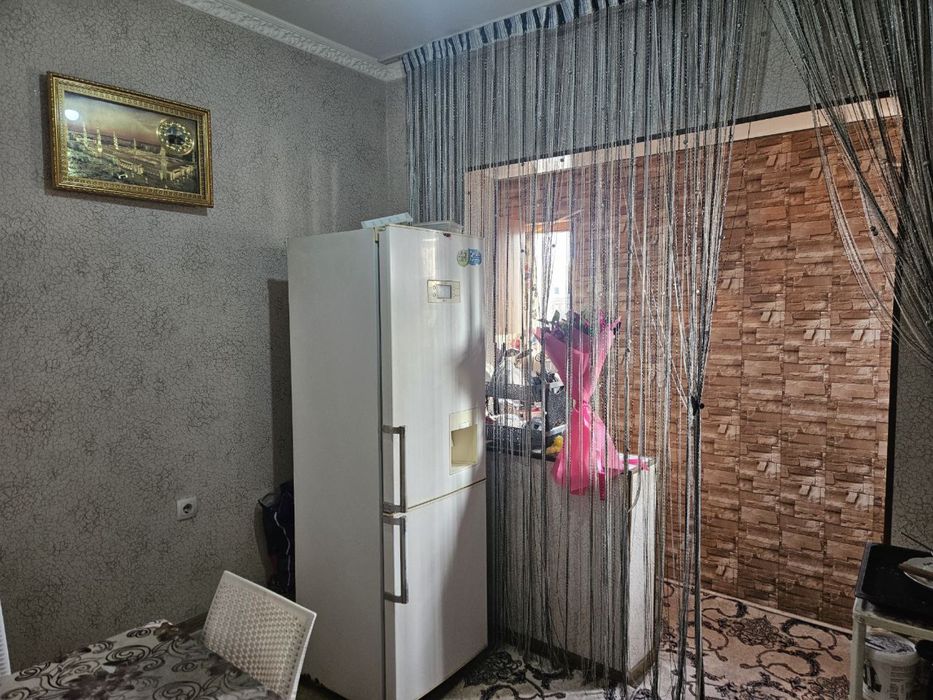 Срочно продается 1-х комн квартира в Сергели Строител, 1/9/9