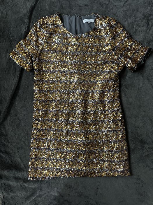 Нови рокли - различни модели