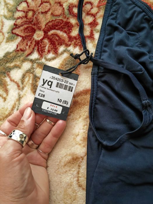 Vand costum de baie intreg