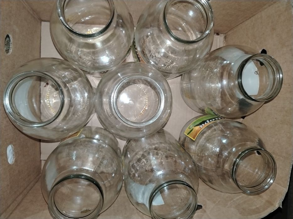 Продам банки и 3 литровые