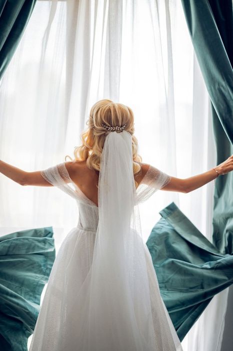 Булчинска рокля Eva Lendel