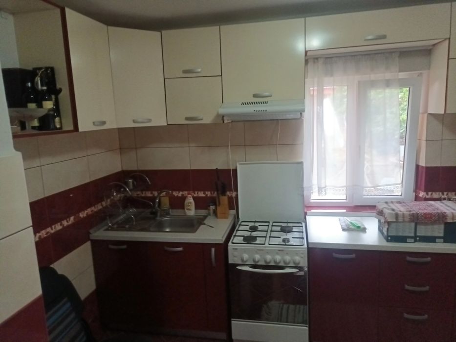 Casa și magazin mixt