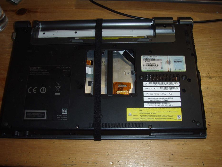 Dezmembrez Sony VPCZ1 (VPCZ11X9E si VPCZ12M9E) PCG-31111M