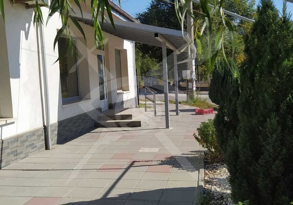 Магазин в гр.Съединение 35330